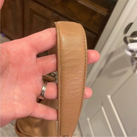 - 👛🛍️LEATHER TORY BURCH BAG 👛🛍️ - Picture 7 of 14